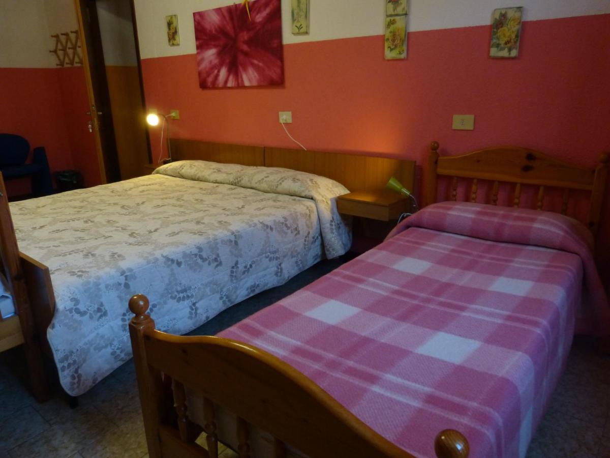 Ostello Al Deserto Chiavenna Kültér fotó